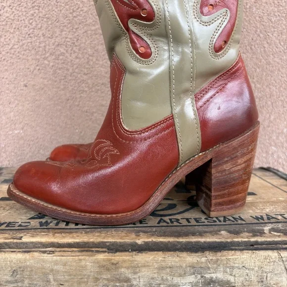 Vintage 70’s Capezio Butterfly Inlay Heeled Cowgirl Boot - Picture 5 of 16